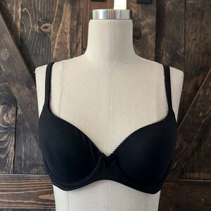 Victorias Secret Body by Victoria lined demi double signature straps  Sz-34B